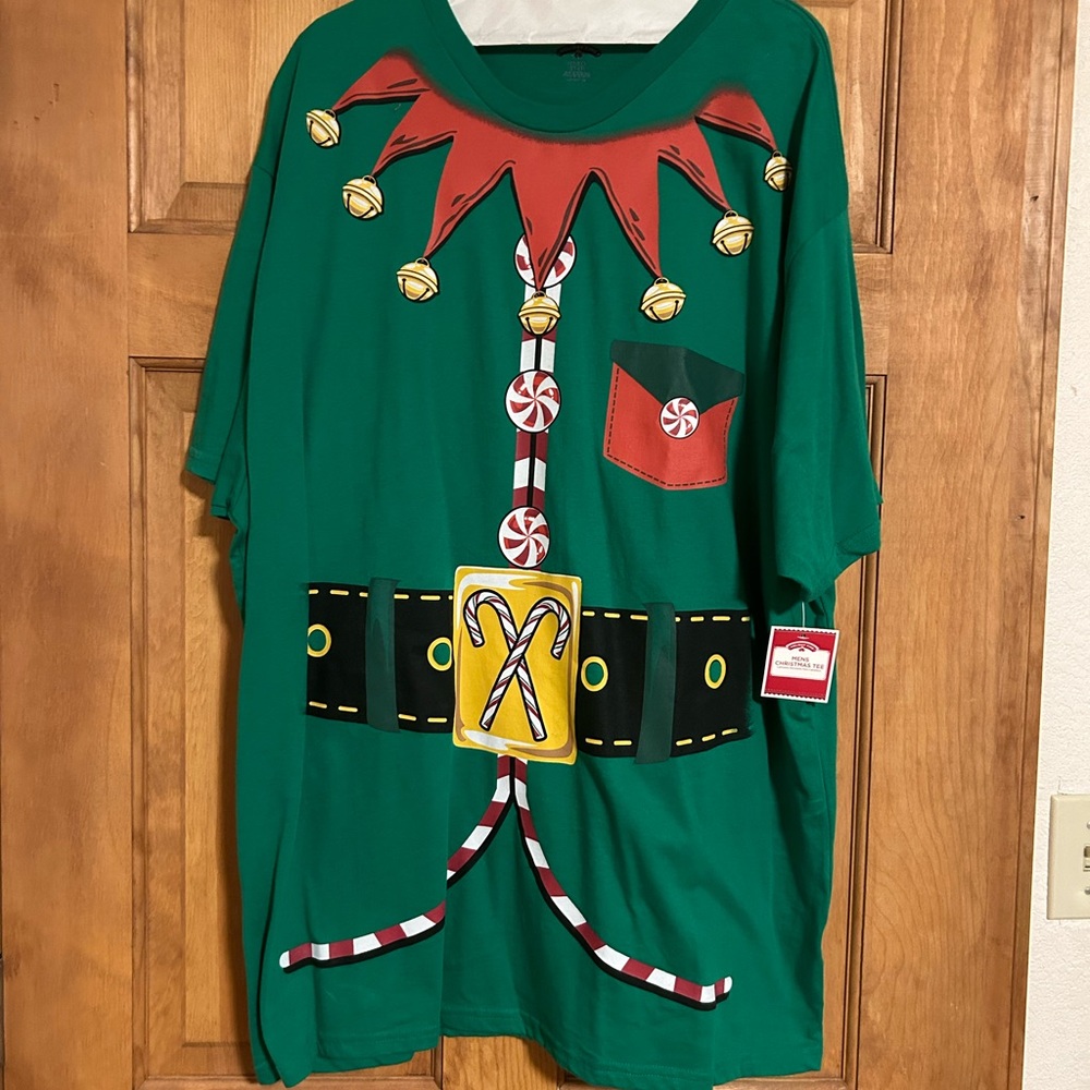 Men’s Christmas Tee